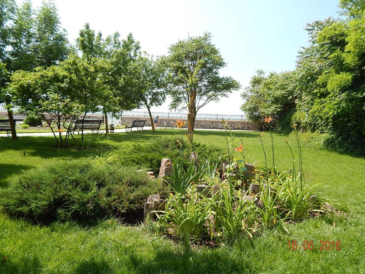 Отель Мелиоратор-Юг Koblevo Exterior photo