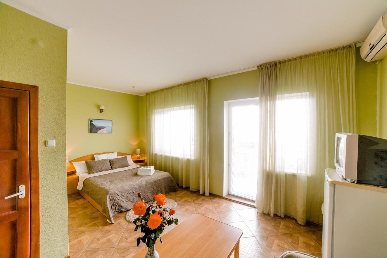 Отель Мелиоратор-Юг Koblevo Exterior photo