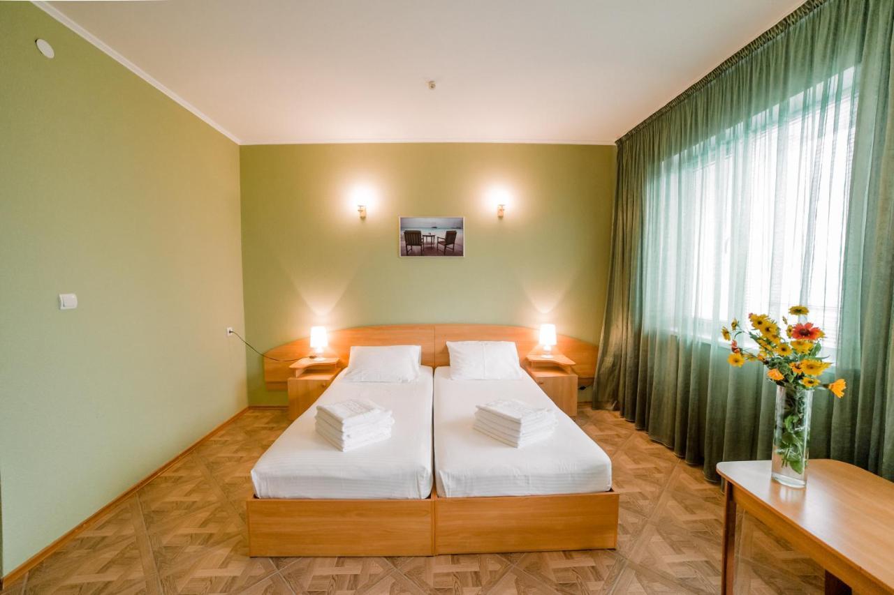 Отель Мелиоратор-Юг Koblevo Exterior photo